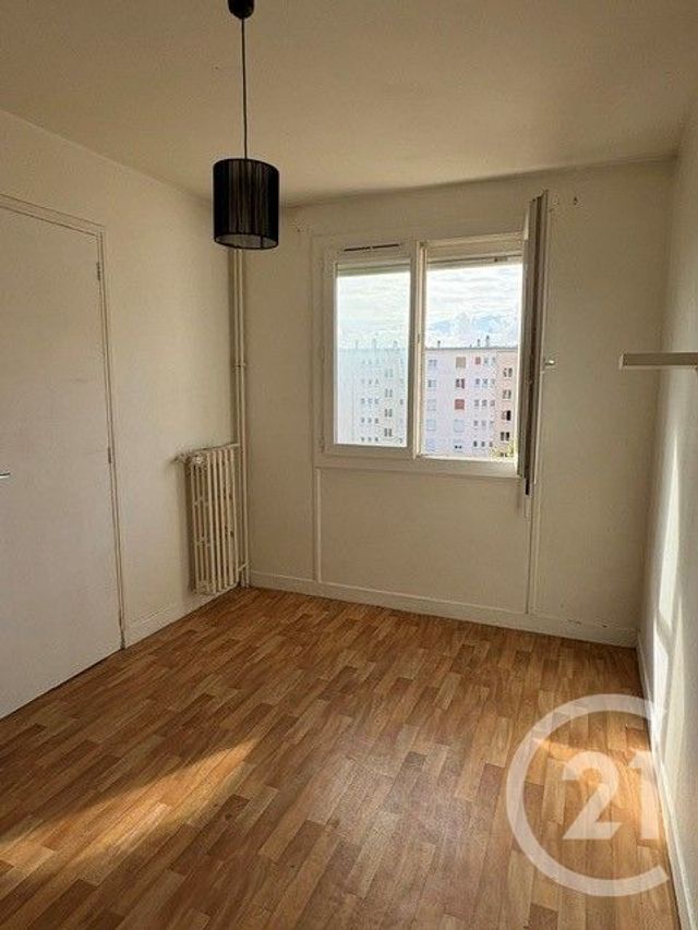 Appartement F3 à louer - 3 pièces - 52.13 m2 - CONFLANS STE HONORINE - 78 - ILE-DE-FRANCE - Century 21 Osmose